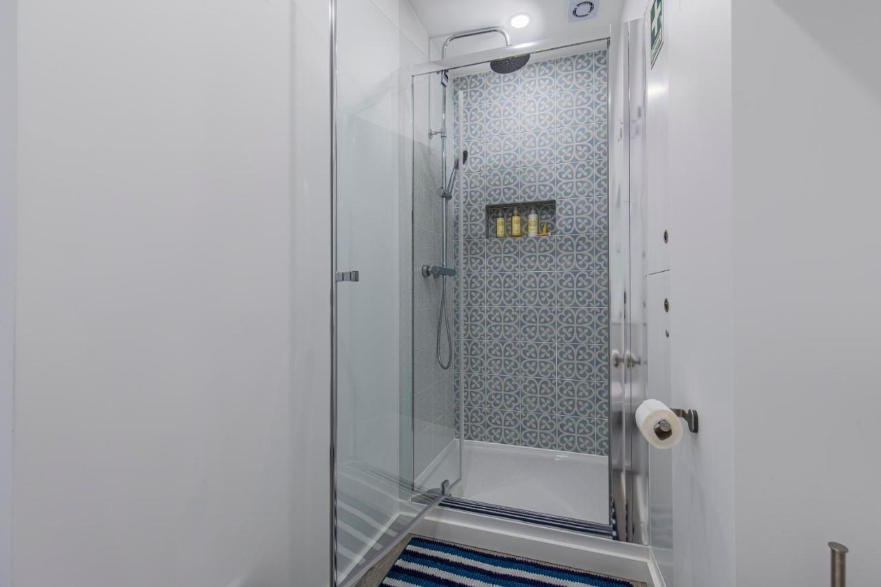 Studio In Alfama By Lucky Surface Lisbon Exterior photo